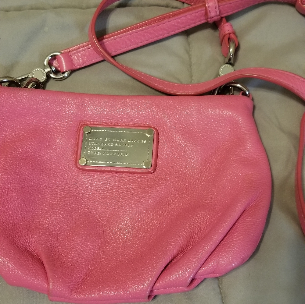 Pink marc jacobs crossbody bag leather